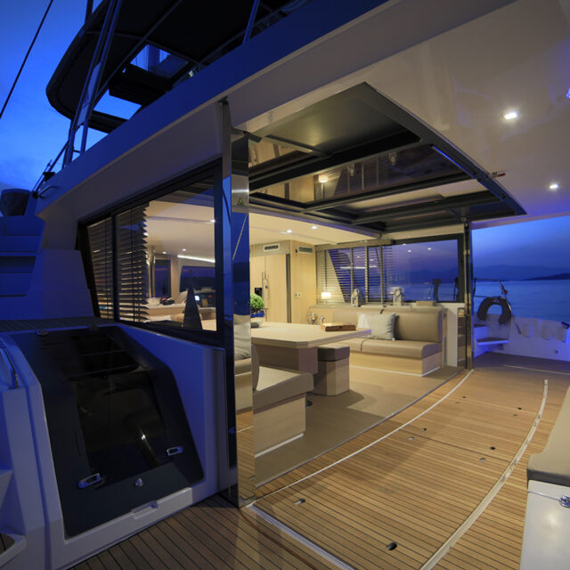 New Horizons 3 Luxury Yacht