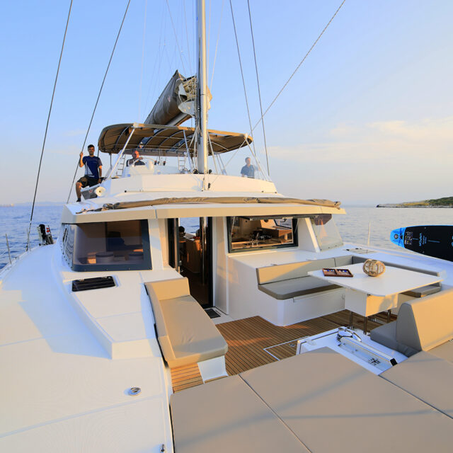 New Horizons 3 Luxury Yacht