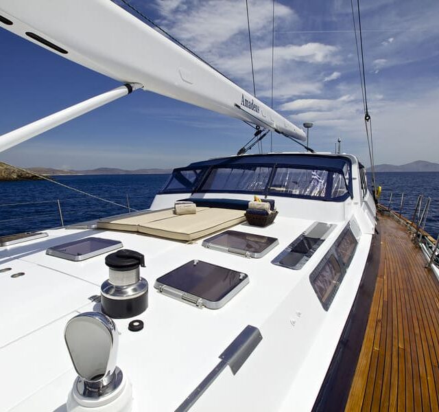 Luxury Yacht Charters in Greece