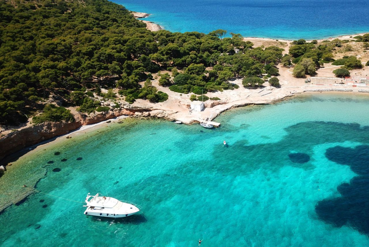 Sailing holidays Sporades and Saronic islands